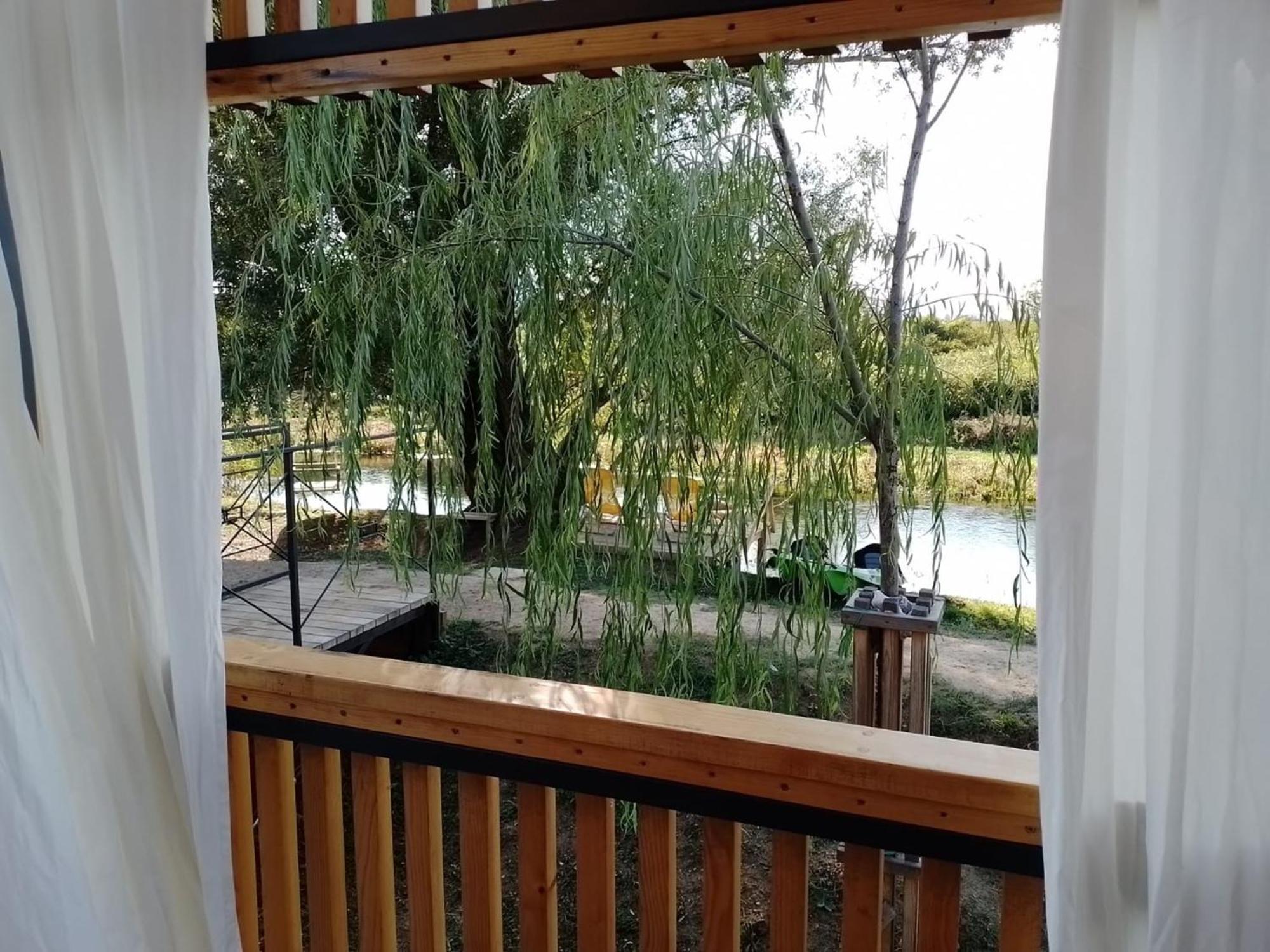 Glamping House Two Rivers Любушки Экстерьер фото
